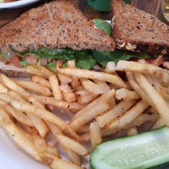 Toast - Chicken sandwich - Breakfast & Brunch Near Me - Montclair, New Jersey Toast - Chicken sandwich - Breakfast & Brunch Near Me - Montclair, New Jersey