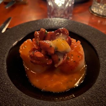 Alo Restaurant - Boston scallops with lobster bisque - Bars Near Me - Toronto, Ontario Alo Restaurant - Boston scallops with lobster bisque - Bars Near Me - Toronto, Ontario