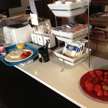 Aurora Hotel - Complimentary breakfast second part - Hotels Near Me - Avalon, California