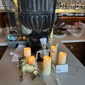 Walloon's Restaurant - Halloween Decor - Seafood Near Me - Fort Worth, Texas