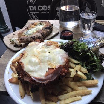 Il Tempo - This is the massive chicken parmigiana topped with ham and a side of cheesy garlic bread. Easily 2-3 meals on one plate. - Italian Near Me - Melbourne, VIC Il Tempo - This is the massive chicken parmigiana topped with ham and a side of cheesy garlic bread. Easily 2-3 meals on one plate. - Italian Near Me - Melbourne, VIC