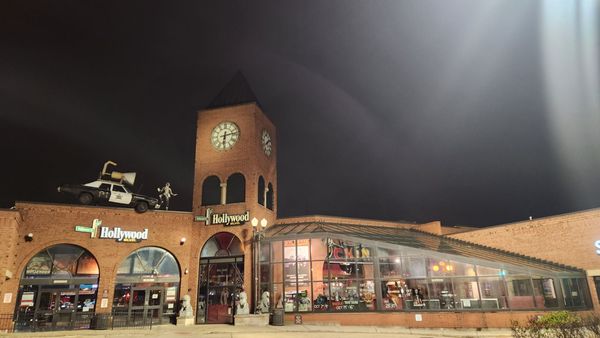 Hollywood Blvd Cinema by null