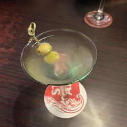 Salon Bach - Decent dirty martini