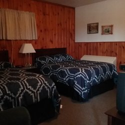 The Forest Lodge & Campground - Rooms