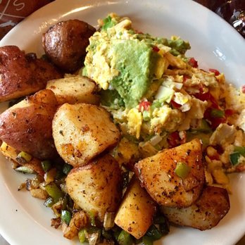 Toast - Avocado scramble - Breakfast & Brunch Near Me - Bay Shore, New York Toast - Avocado scramble - Breakfast & Brunch Near Me - Bay Shore, New York