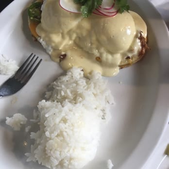 Slappy Cakes - Carnitas benedict - Breakfast & Brunch Near Me - Lahaina, Hawaii Slappy Cakes - Carnitas benedict - Breakfast & Brunch Near Me - Lahaina, Hawaii