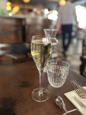 Les Antiquaires by null