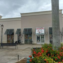 The Hide Out Café and Bakery