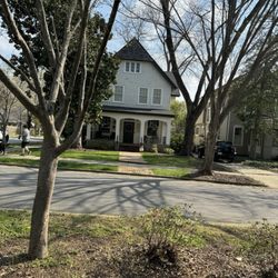 Converse Heights - Another Typical Hone!