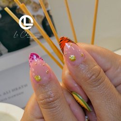 Artisan Nails