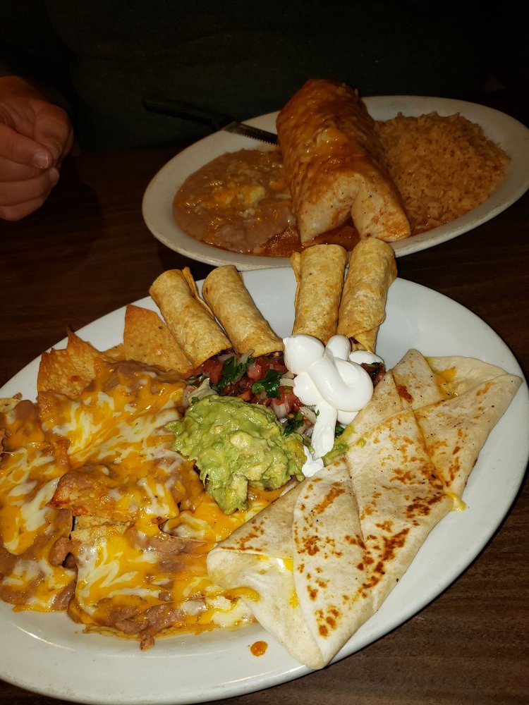 El Azteca Mexican Food II, Vacaville Roadtrippers