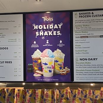 Shake Shack Westfield Southcenter - Dec 2023 - Burgers Near Me - Seattle, Washington Shake Shack Westfield Southcenter - Dec 2023 - Burgers Near Me - Seattle, Washington
