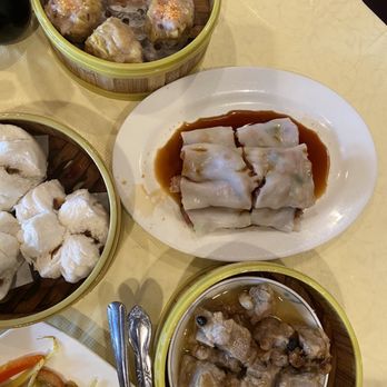 Yum Cha Palace - Shui Mai Steam B.B.Q Pork Bun Pork Spareribs in Black Bean Sauce Bbq Barbaeue Pork Rice Roll - Dim Sum Near Me - Menlo Park, California Yum Cha Palace - Shui Mai Steam B.B.Q Pork Bun Pork Spareribs in Black Bean Sauce Bbq Barbaeue Pork Rice Roll - Dim Sum Near Me - Menlo Park, California