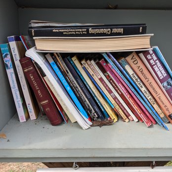 Little Free Library - Little Free Library 33771 in Clover SC - Community Book Box Near Me - Clover, South Carolina Little Free Library - Little Free Library 33771 in Clover SC - Community Book Box Near Me - Clover, South Carolina