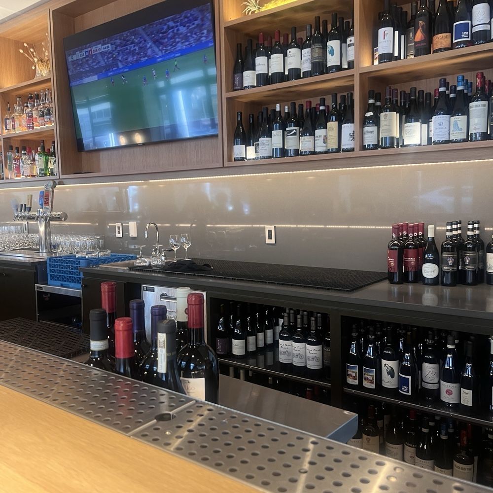 Cortina - Bar area - Italian Near Me - Seattle, Washington Cortina - Bar area - Italian Near Me - Seattle, Washington