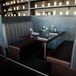 Redwood Steakhouse & Bar - Booth Seating