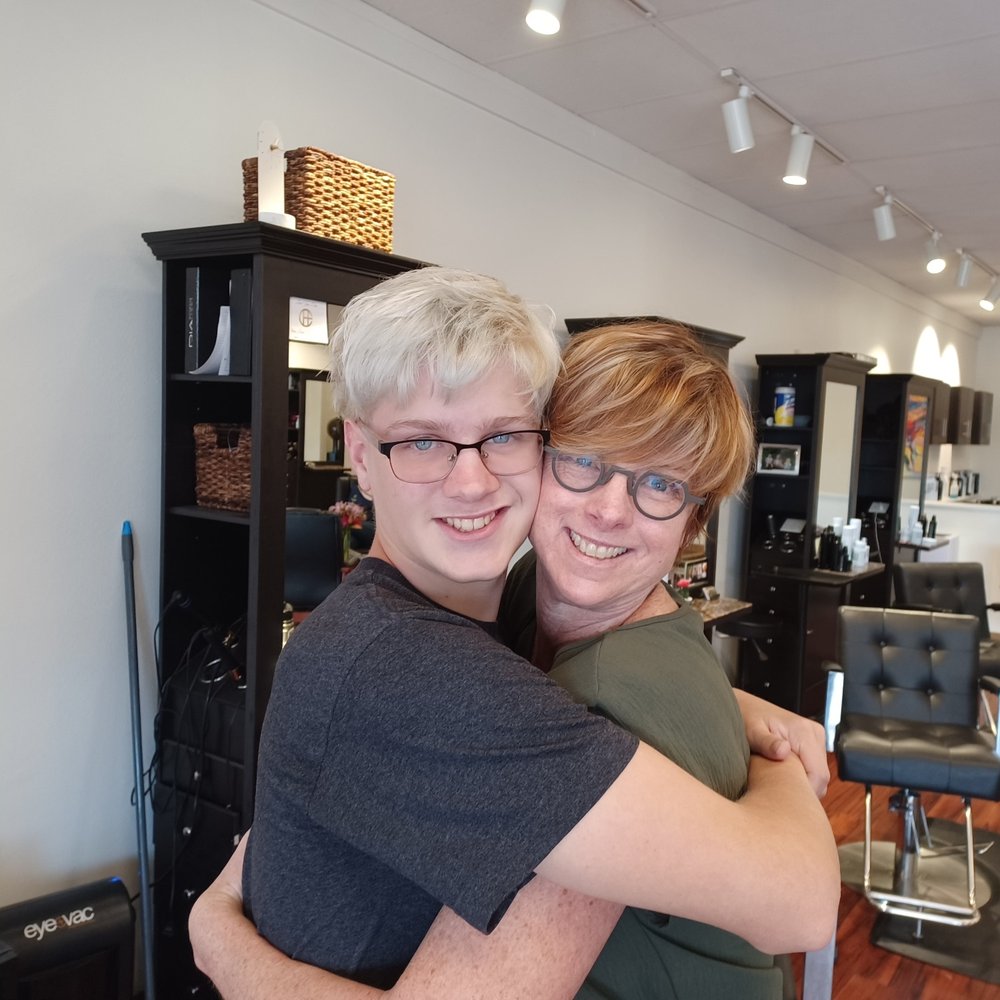 CHRISTOPHER’S HAIR STUDIO Updated September 2024 70 Photos 3033