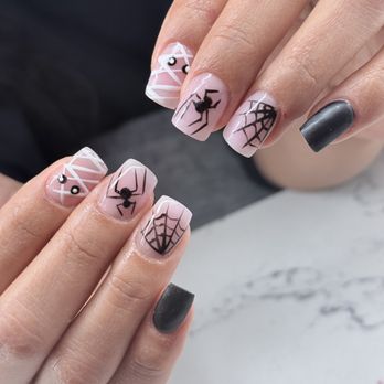 Luxx Nails - Nail Salons Near Me - Katy, Texas