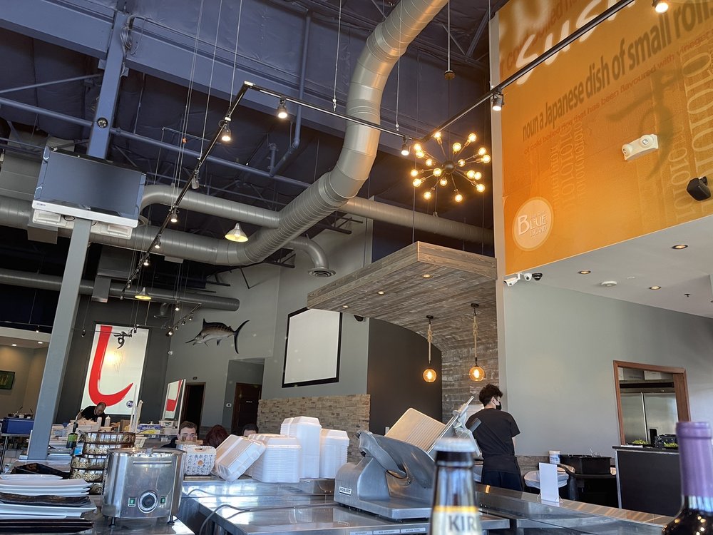 Blue Island Sushi and Roll