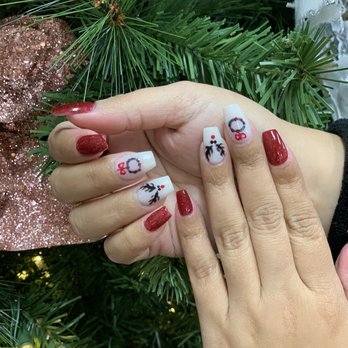 Polish Nails Spa - Christmas 2020 Dip set by Hanna - Nail Salons Near Me - Santee, California