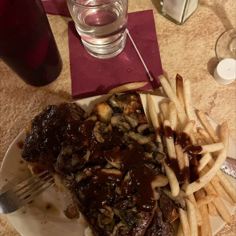 Town Club Tavern Photos