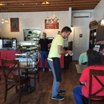 Wild Poppy Market - Attentive service - Bakeries Near Me - Ladysmith, British Columbia