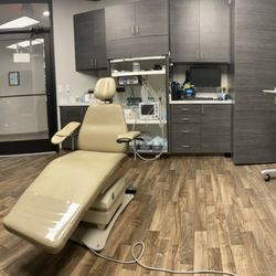 Lighthouse Oral & Maxillofacial Surgery - Surgery room