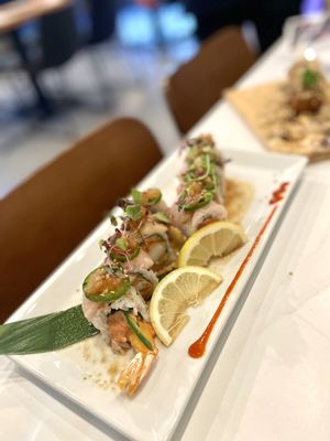 Hi 5 Sushi by null