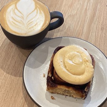 Eller Bakery - Banana Bread Latte & Sourdough Cinnamon Roll - Bakeries Near Me - Costa Mesa, California Eller Bakery - Banana Bread Latte & Sourdough Cinnamon Roll - Bakeries Near Me - Costa Mesa, California