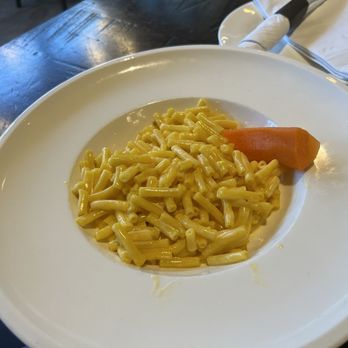 Gabby's - Kids Mac 'N Cheese - Bars Near Me - Mississauga, Ontario