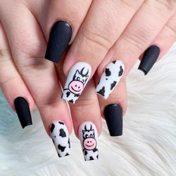 Britton Nails Salon and Spa - Top quality nails!