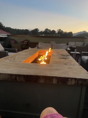 The Everett Hotel by null