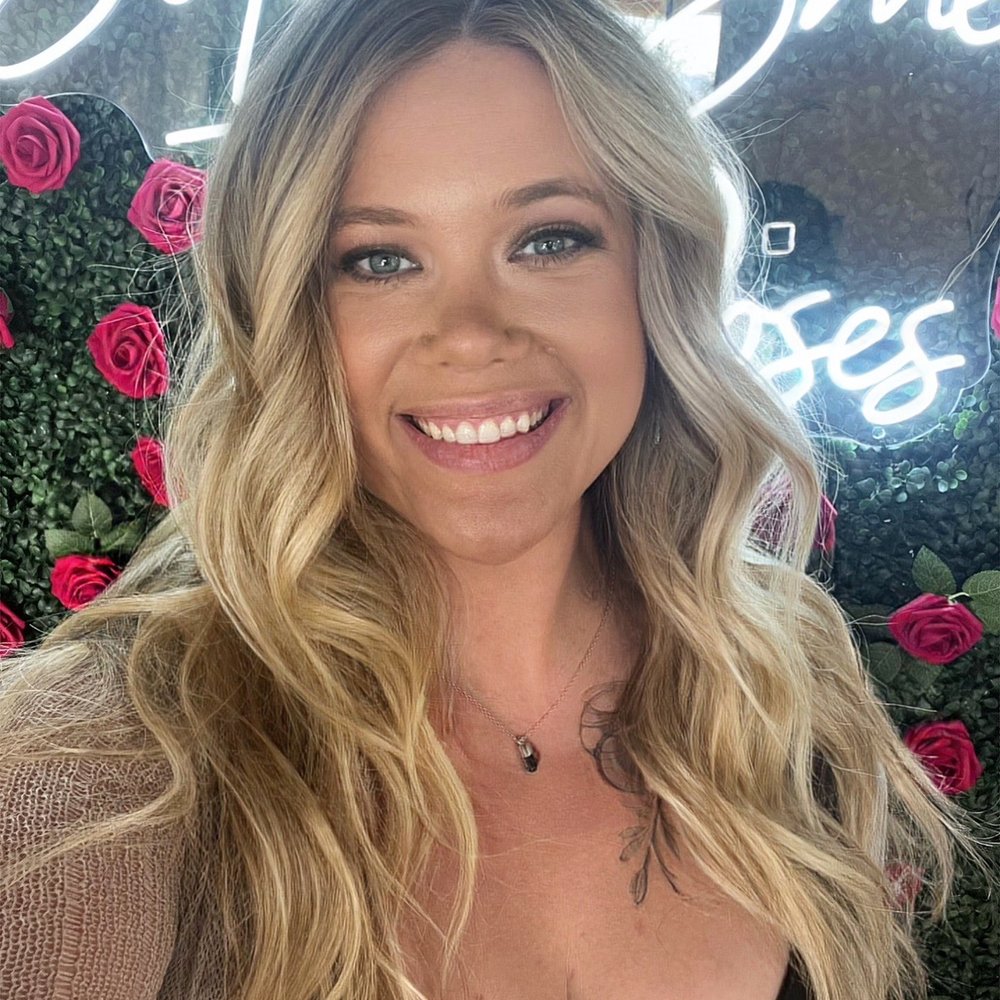 Hair by Jacqueline - Blonde highlights - Hair Salons Near Me - Las Vegas, Nevada