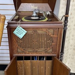 ReNew Boutique - 03.04.26 This antique record player caught my eye and blew my mind!