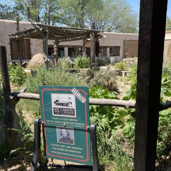 Kit Carson House - Closed on a Tuesday afternoon, but a view of the grounds from the fence - Museums Near Me - Taos, New Mexico