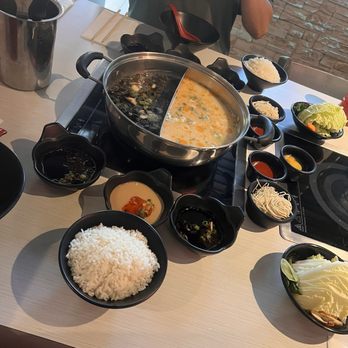 Yoshi Shabu Shabu - Sukiyaki Tonkotsu Ramen - Japanese Near Me - Richardson, Texas Yoshi Shabu Shabu - Sukiyaki Tonkotsu Ramen - Japanese Near Me - Richardson, Texas
