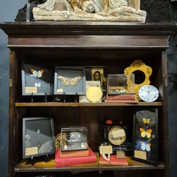 Twelve Vultures - Antiques Near Me - Minneapolis, Minnesota Twelve Vultures - Antiques Near Me - Minneapolis, Minnesota