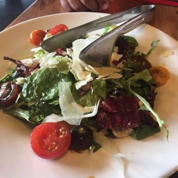 Giordano's - House salad - Pizza Near Me - Columbus, Ohio