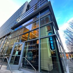 Southernaire Market - Conveniently located on the corner of 2nd & Demonbreun, just a few steps from Broadway in Downtown Nashville.