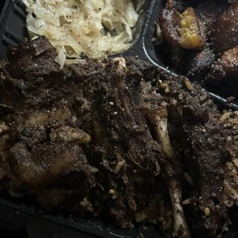 Clifton's Jamrock - Oxtails were dry and not seasoned at all! - Caribbean Near Me - Fairburn, Georgia
