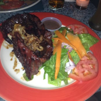 Dillingers Pub & Grill - $10 steak night every hump day! - Bars Near Me - Astoria, New York