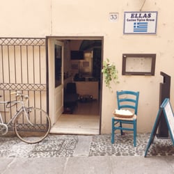 Ellas - Tiny street with small door!
