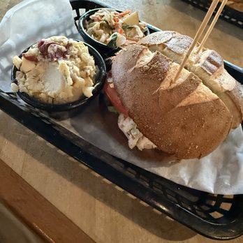 Local Foods - Crunchy Chicken - Sandwiches Near Me - Houston, Texas Local Foods - Crunchy Chicken - Sandwiches Near Me - Houston, Texas