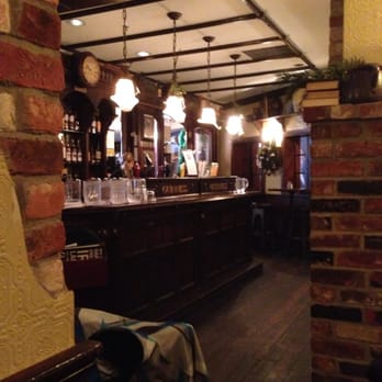 Dubh Linn Gate - Irish Pub Near Me - Whistler, British Columbia