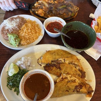 Linda Patria Restaurant - Quesabirrias (3), Fajitas Mix - New Mexican Cuisine Near Me - Vallejo, California Linda Patria Restaurant - Quesabirrias (3), Fajitas Mix - New Mexican Cuisine Near Me - Vallejo, California