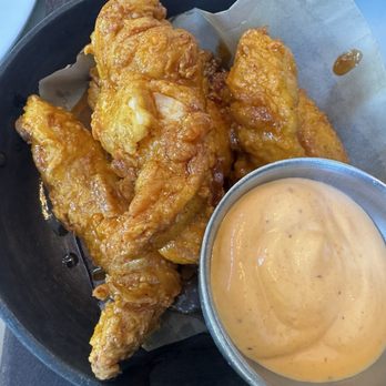 On Swann - Hot Chicken - Bars Near Me - Tampa, Florida