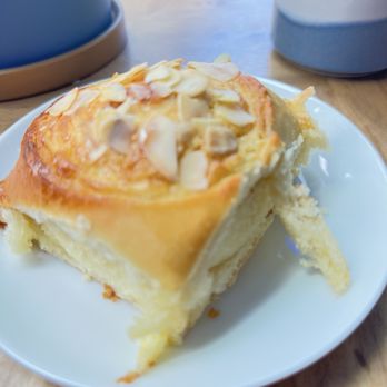 Bahar Cafe - Brioche bun - Cafes Near Me - Vancouver, British Columbia