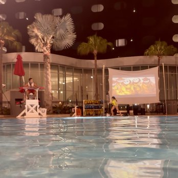 Universal Terra Luna Resort - Movie at the pool - Hotels Near Me - Orlando, Florida Universal Terra Luna Resort - Movie at the pool - Hotels Near Me - Orlando, Florida