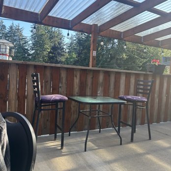 Porchlight - Some seating on the porch - Salad Near Me - Nehalem, Oregon Porchlight - Some seating on the porch - Salad Near Me - Nehalem, Oregon