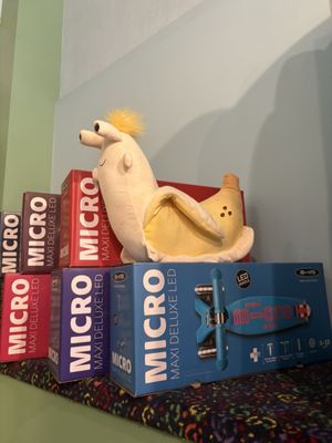 G Willikers Toy Shoppe by null